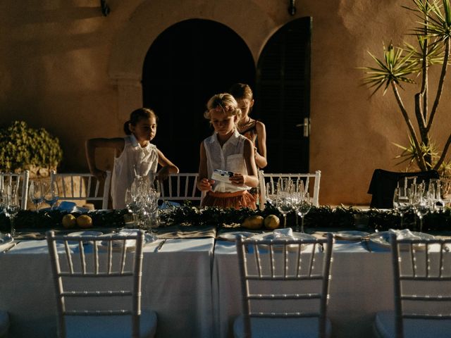 La boda de Oliver y Desidee en Ciutadella De Menorca, Islas Baleares 136