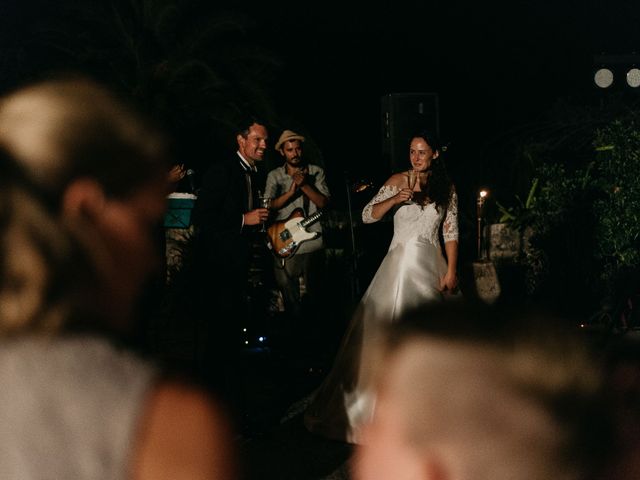 La boda de Oliver y Desidee en Ciutadella De Menorca, Islas Baleares 140