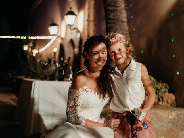 La boda de Oliver y Desidee en Ciutadella De Menorca, Islas Baleares 148