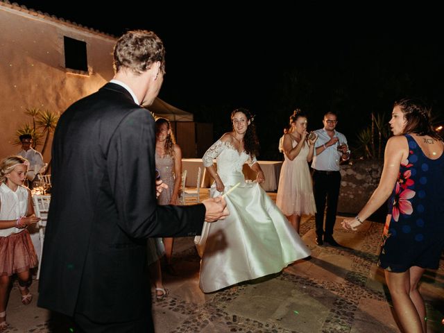 La boda de Oliver y Desidee en Ciutadella De Menorca, Islas Baleares 163