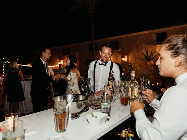 La boda de Oliver y Desidee en Ciutadella De Menorca, Islas Baleares 167