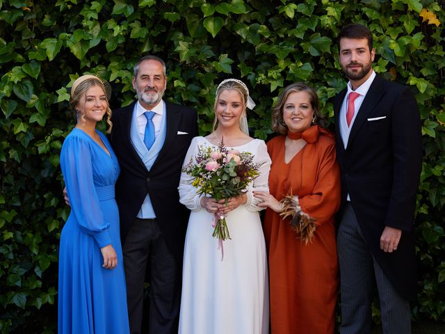 La boda de Borja y Monica en Moncada, Valencia 38