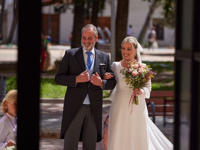 La boda de Borja y Monica en Moncada, Valencia 54