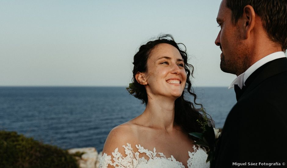 La boda de Oliver y Desidee en Ciutadella De Menorca, Islas Baleares