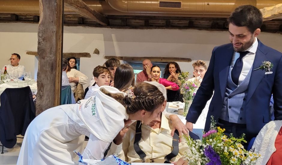 La boda de Aldara y Ander en Gordexola, Vizcaya