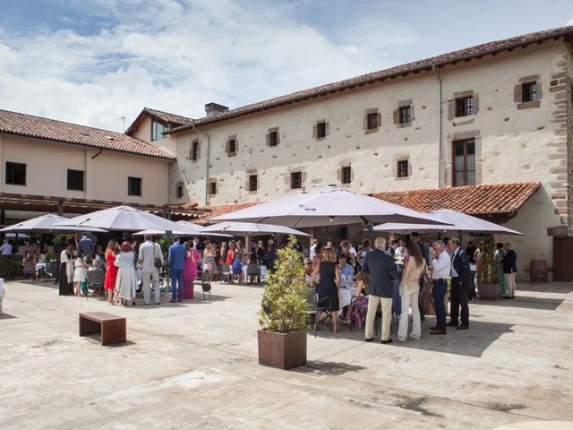 La boda de Naiara y Alvaro en Gordexola, Vizcaya 45