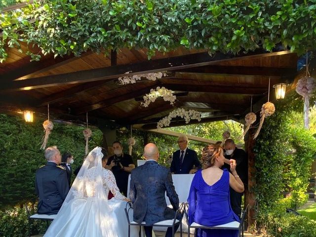 La boda de Daniel  y Victoria  en Aldea Del Fresno, Madrid 8