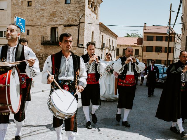 La boda de Juan y María en Sotosalbos, Segovia 35