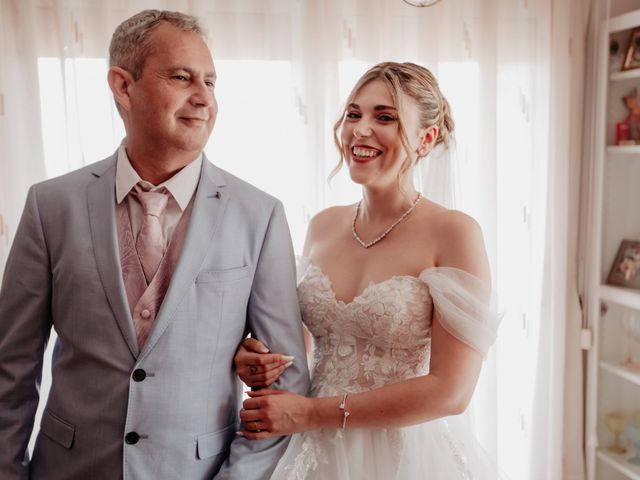 La boda de Marc marginet Domínguez  y Beatriz bejar roman en Palau De Plegamans, Barcelona 22