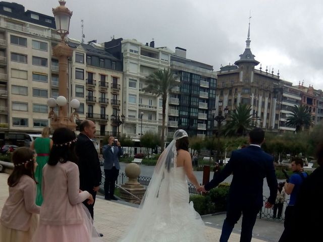 La boda de Mikel y Ana  en Donostia-San Sebastián, Guipúzcoa 18