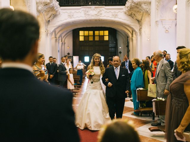 La boda de Carlos y Carolina en Jerez De La Frontera, Cádiz 19