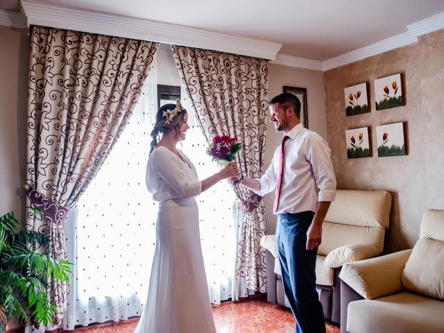La boda de Juan y Carmen en Antequera, Málaga 17