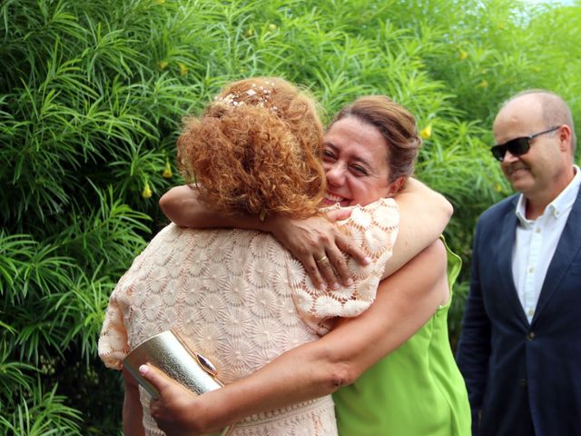 La boda de José y Inma en Centro De Los Hoyos, Las Palmas 1