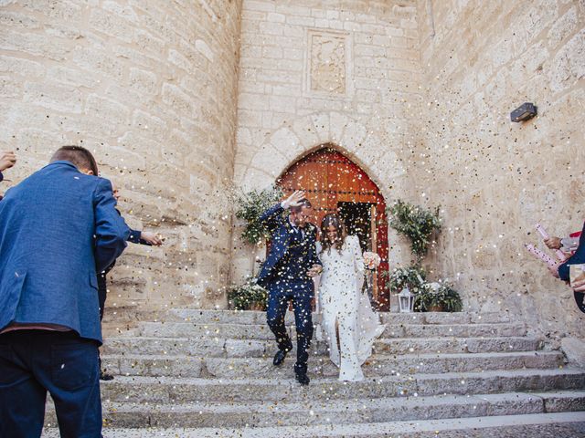 La boda de Ismael y Isabel en Fuensaldaña, Valladolid 103