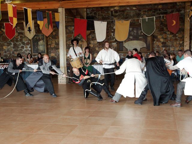 La boda de Javi y Almudena en Ayllon, Segovia 23