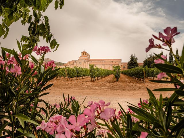 La boda de Marco y Cristina en San Bernardo, Valladolid 1