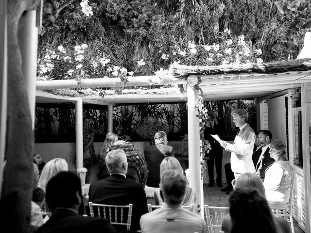 La boda de James y Hannah en Marbella, Córdoba 23