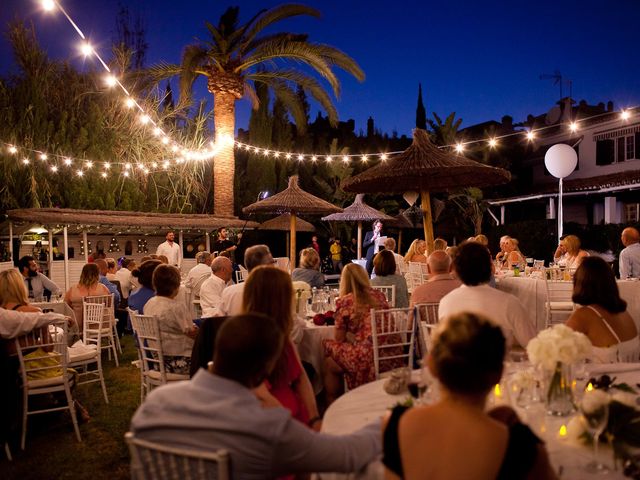 La boda de James y Hannah en Marbella, Córdoba 52