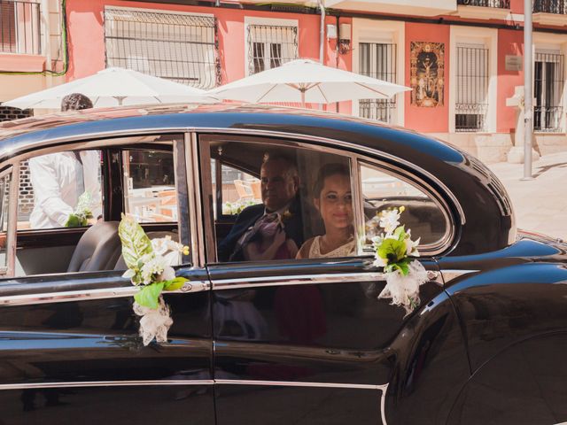 La boda de Andrea y Sara en Alacant/alicante, Alicante 22