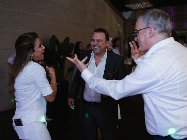 La boda de Yanis y Aouicha en Valencia, Valencia 106