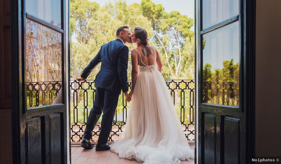 La boda de Andrea y Sara en Alacant/alicante, Alicante