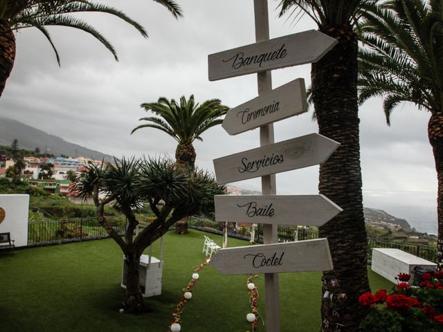 La boda de Leo y Ita en La Victoria De Acentejo, Santa Cruz de Tenerife 35