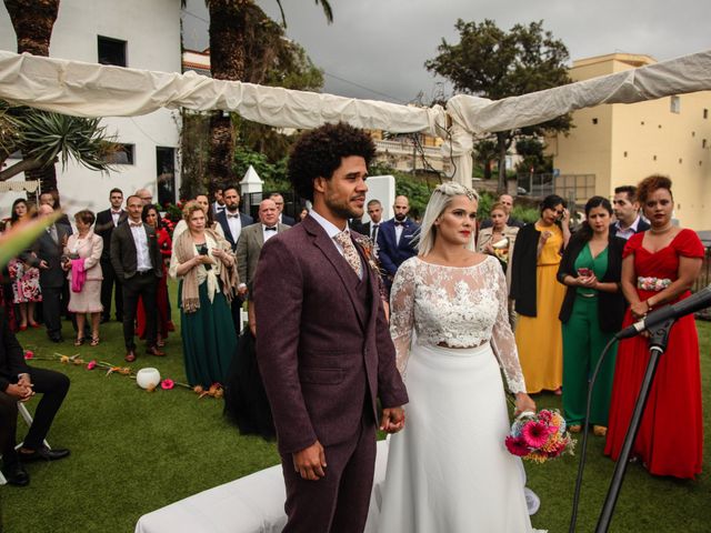 La boda de Leo y Ita en La Victoria De Acentejo, Santa Cruz de Tenerife 52