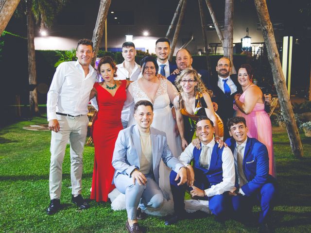 La boda de Mari Carmen y Juanlu en Villafranca De Los Barros, Badajoz 62
