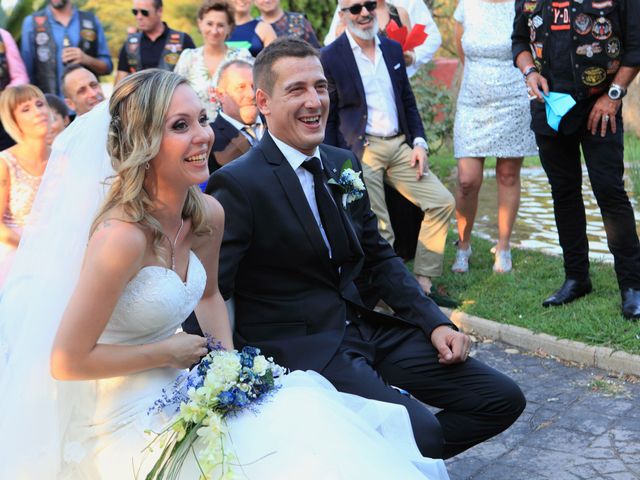 La boda de Carlos y Alexandra en Castelló/castellón De La Plana, Castellón 14