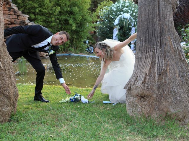La boda de Carlos y Alexandra en Castelló/castellón De La Plana, Castellón 20