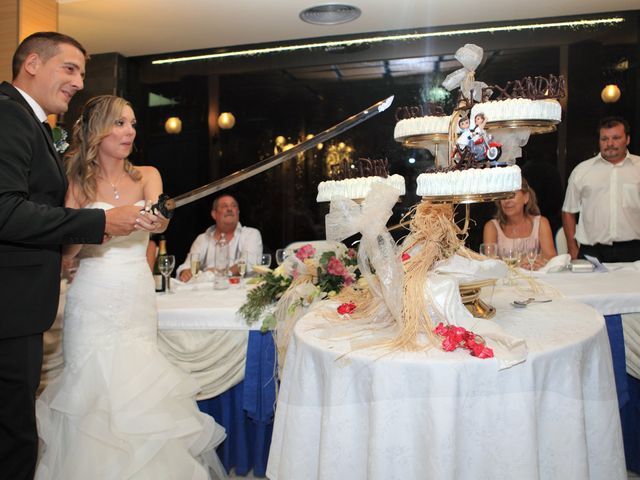 La boda de Carlos y Alexandra en Castelló/castellón De La Plana, Castellón 37