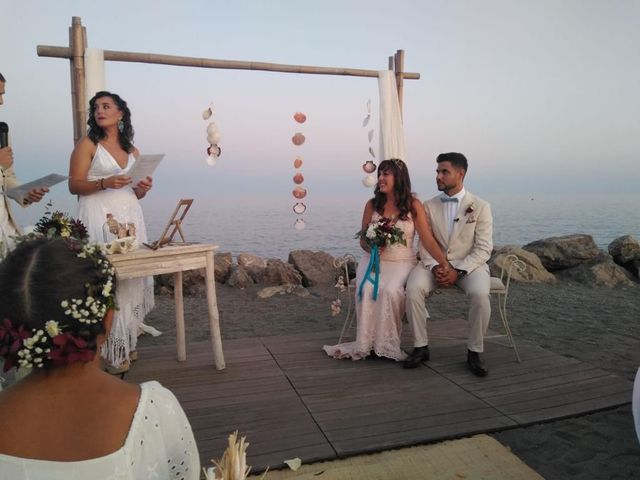 La boda de Juanmi y Marina  en Torre Del Mar, Málaga 23