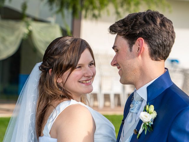 La boda de Irene y Javier en Cubas De La Sagra, Madrid 1
