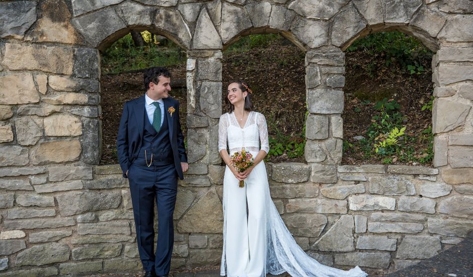 La boda de Aleix y Clara en Sant Feliu Del Raco, Barcelona