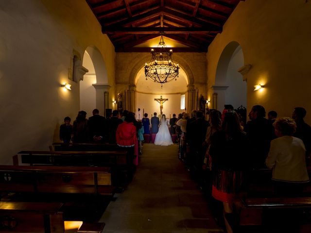 La boda de María y Pablo en Oviedo, Asturias 17