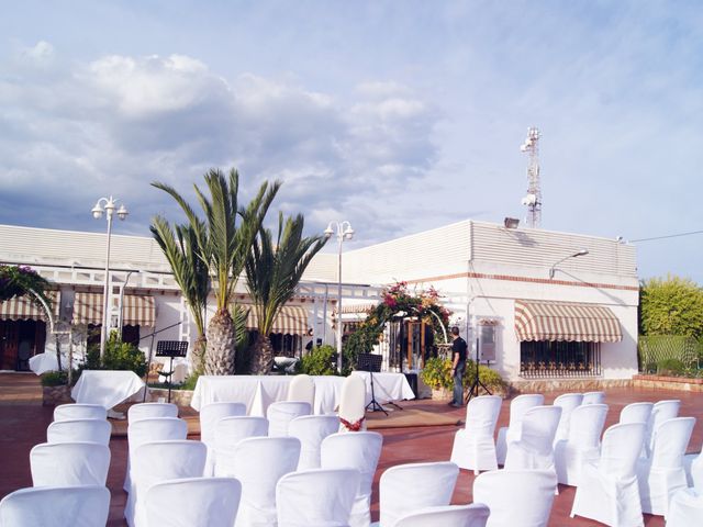 La boda de Zoe y Enrique en Alacant/alicante, Alicante 5