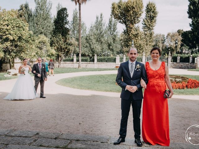 La boda de André y Aldara en Vigo, Pontevedra 29