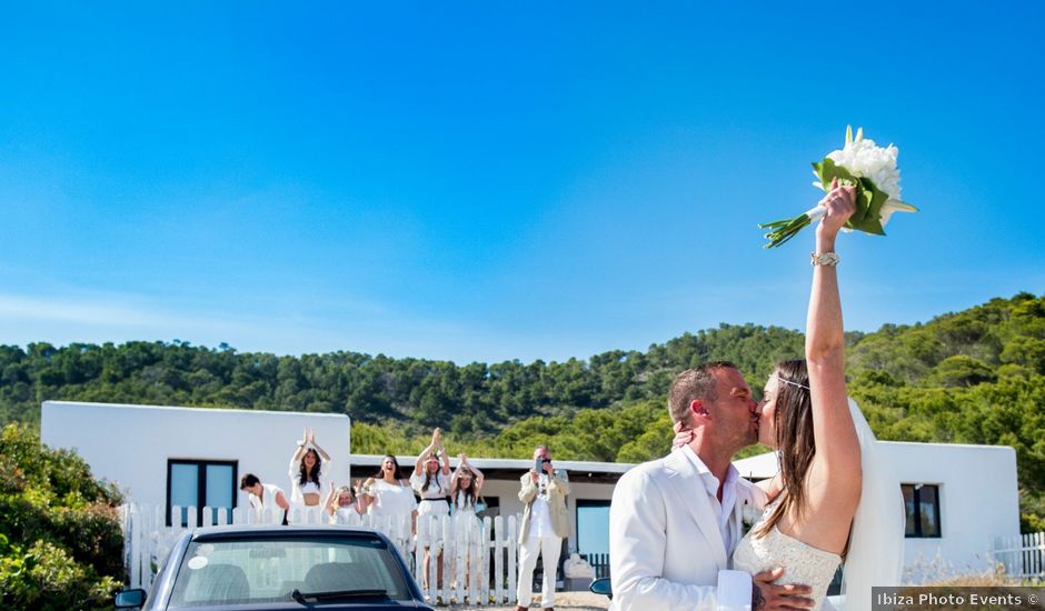 La boda de Paul y Charmaine en Sant Josep De Sa Talaia/sant Josep De La, Islas Baleares