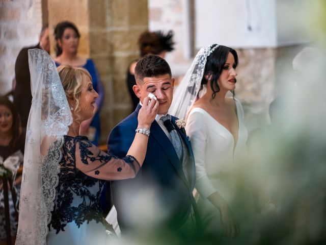 La boda de Antonio y Mónica en Jabalquinto, Jaén 26