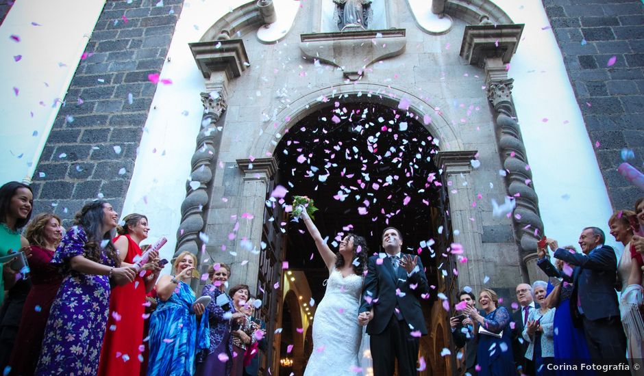 La boda de Aritz y Begoña en Santa Cruz De Tenerife, Santa Cruz de Tenerife