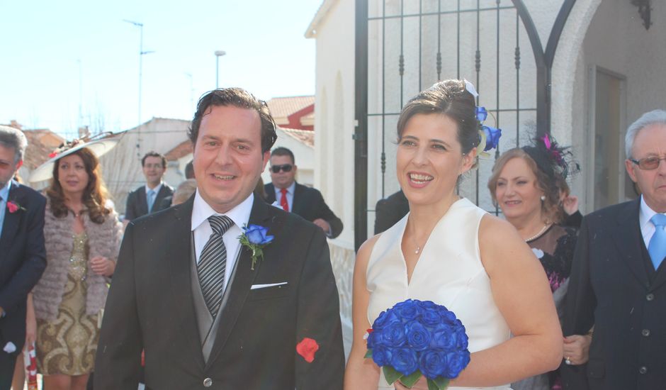 La boda de Lucía y Rubén en Santiago De La Ribera, Murcia