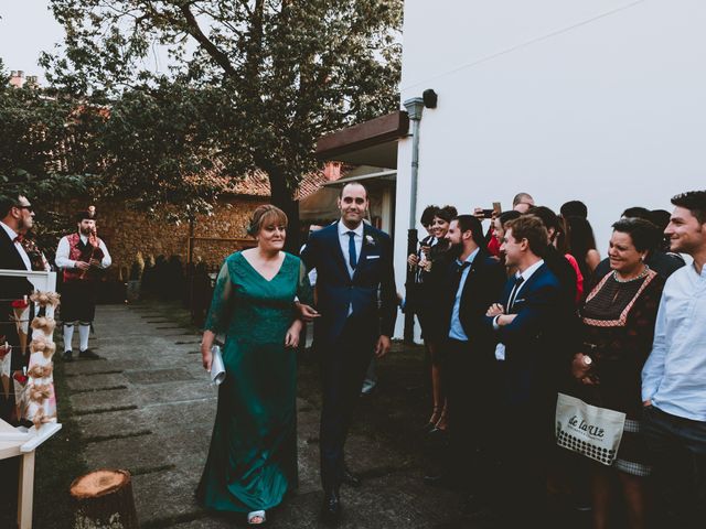 La boda de Adrian y Angela en Colloto (Oviedo), Asturias 42