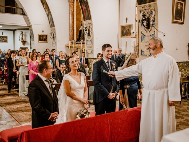 La boda de Jose Miguel y Noelia en Alcala De Guadaira, Sevilla 37