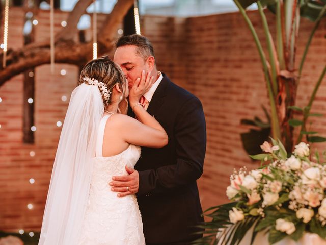 La boda de John y Martha en Valencia, Valencia 30