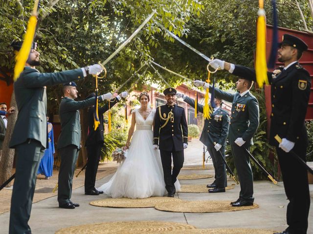 La boda de Javi y Eli en Córdoba, Córdoba 27