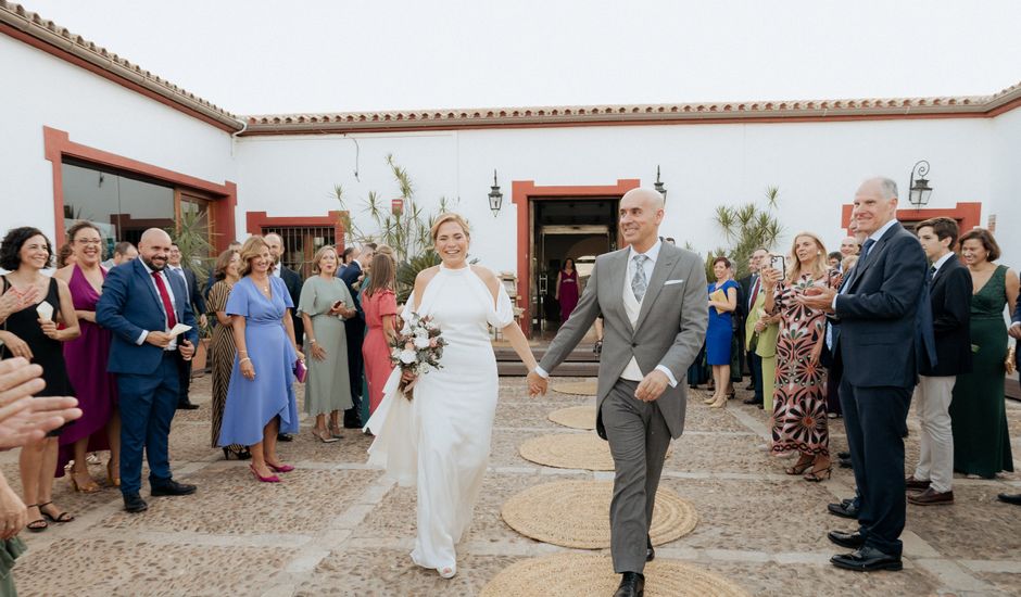 La boda de Carlos y Blanca en Tomares, Sevilla