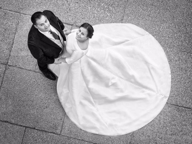 La boda de Carlos  y María Elena  en Illescas, Toledo 20