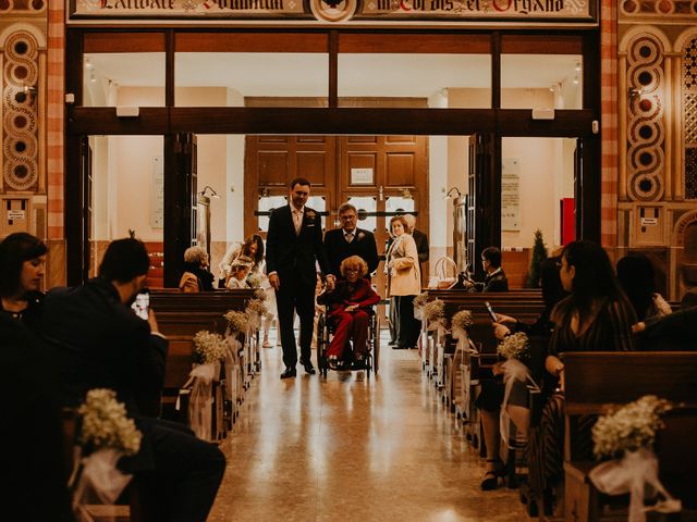 La boda de David y Annabel en Vilanova Del Valles, Barcelona 22