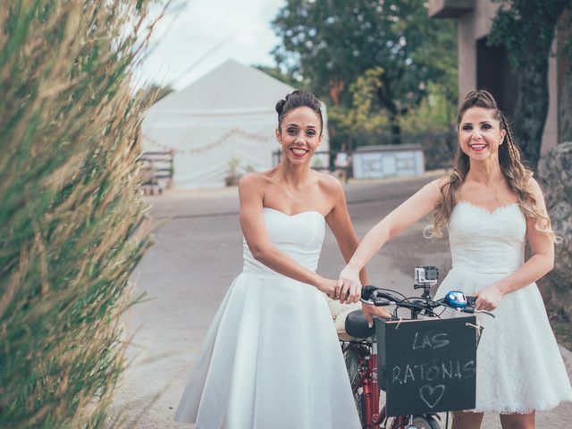 La boda de Angy y Jhoana en Navalafuente, Madrid 113