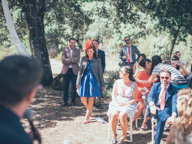 La boda de Angy y Jhoana en Navalafuente, Madrid 173